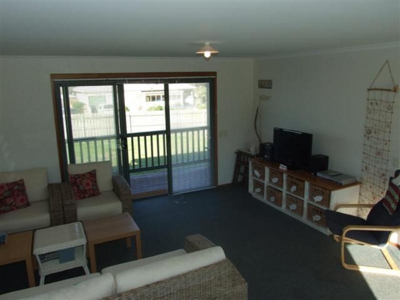 12 Stradbroke Crescent, Surf Beach VIC 3922