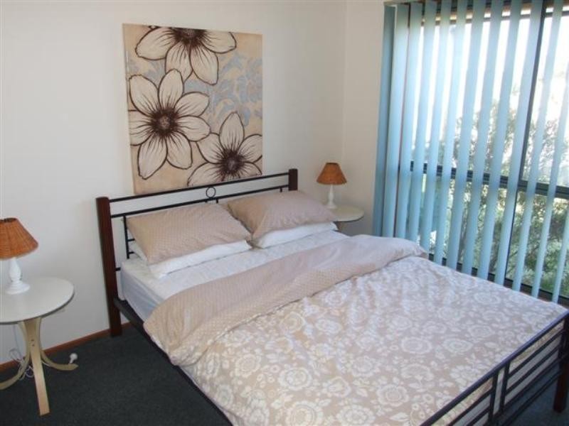 12 Stradbroke Crescent, Surf Beach VIC 3922