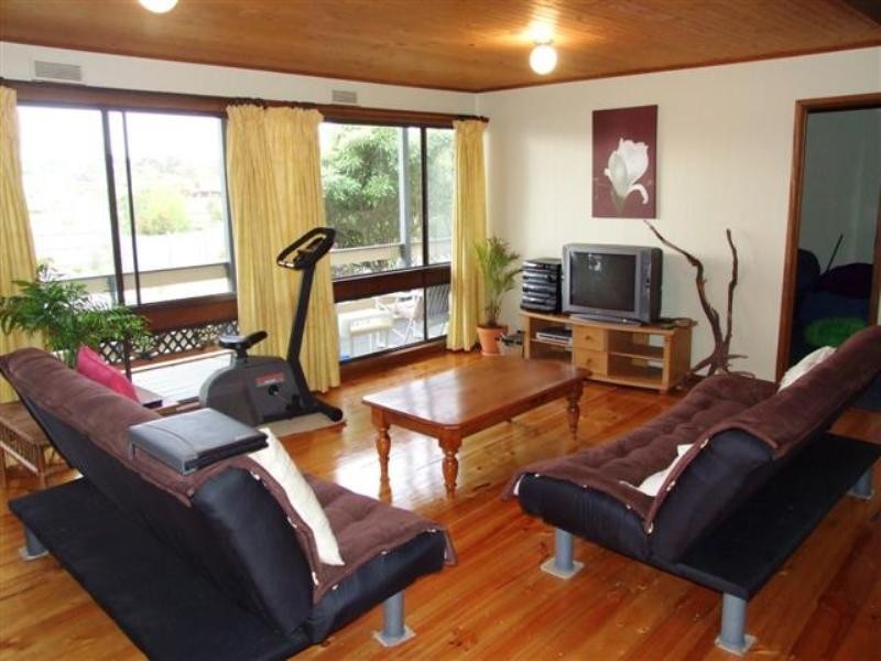 380 Settlement Road, Cowes VIC 3922