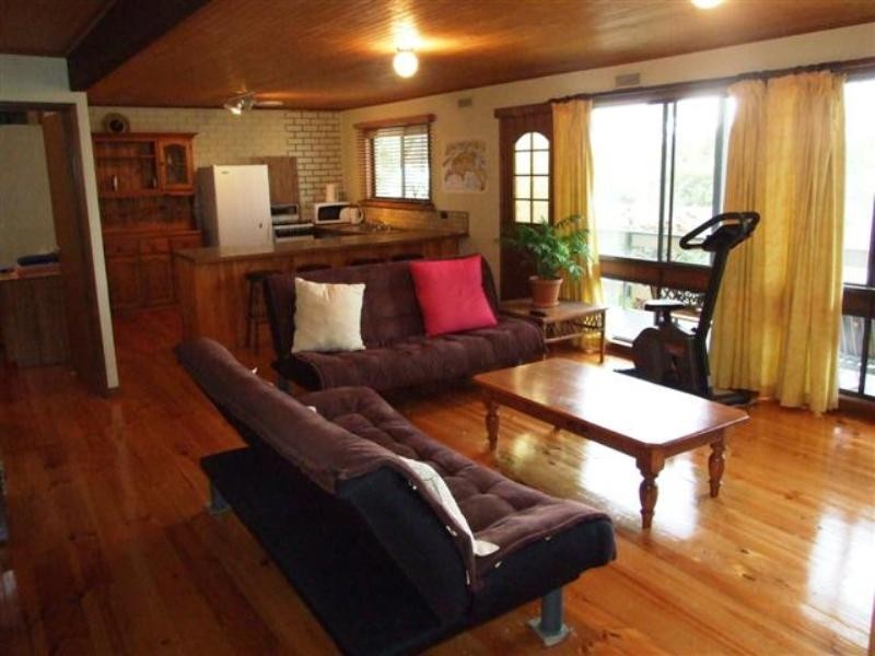 380 Settlement Road, Cowes VIC 3922