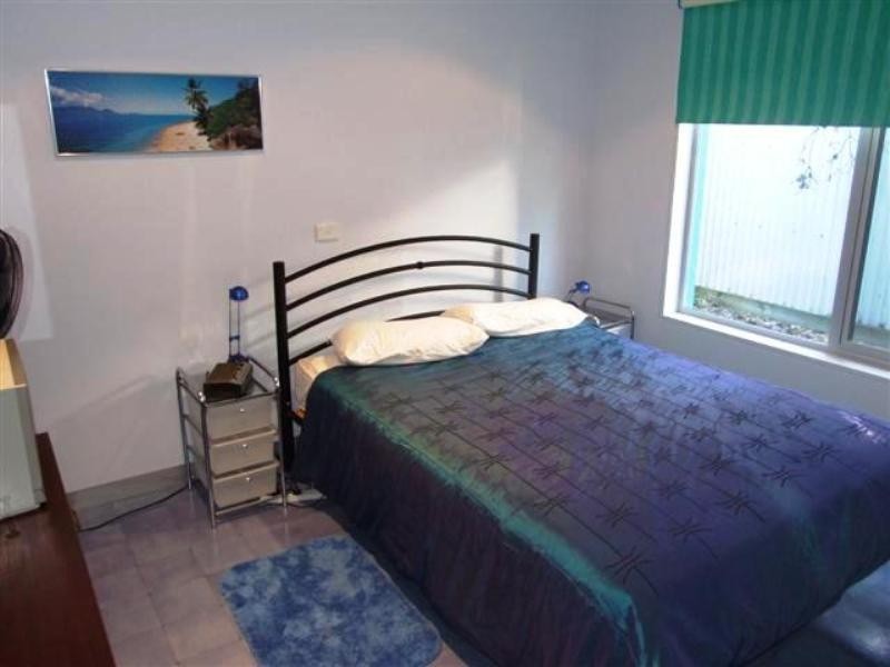 18 Rose Avenue, Cowes VIC 3922