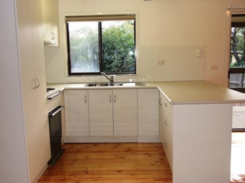 9 Churchill Drive, Cowes VIC 3922