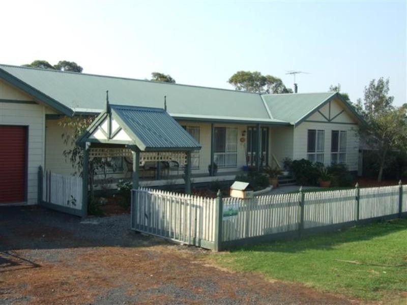 370 Settlement Road, Cowes VIC 3922