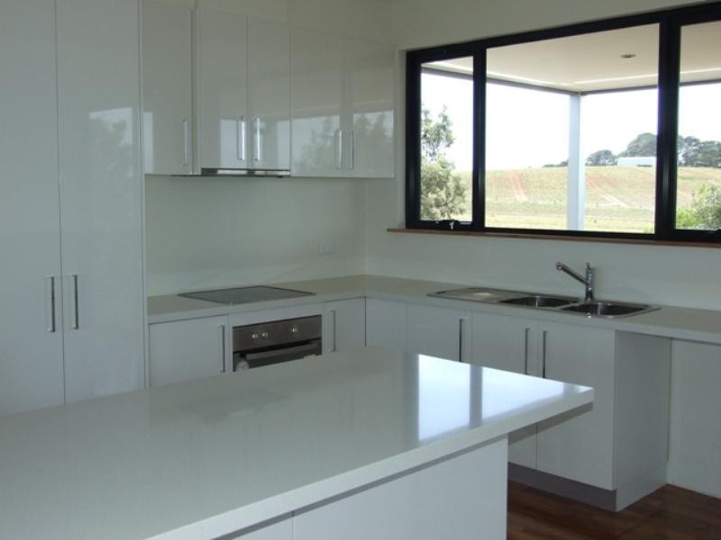 2/18 The Esplanade, Sunderland Bay VIC 3922