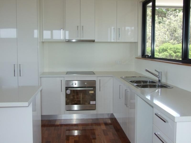 2/18 The Esplanade, Sunderland Bay VIC 3922