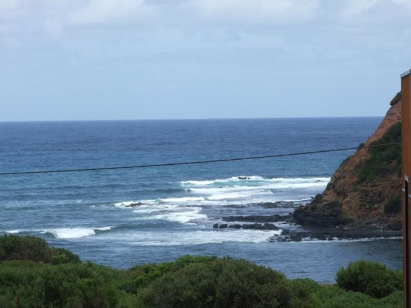 2/18 The Esplanade, Sunderland Bay VIC 3922