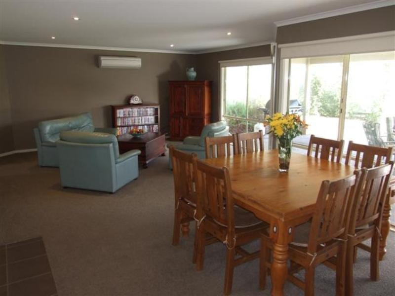 7 Wattle Close, Cowes VIC 3922