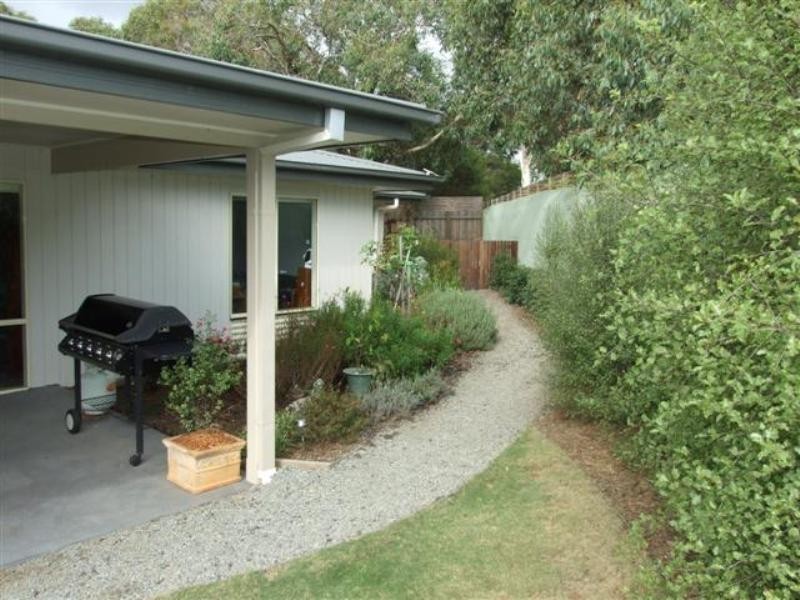 7 Wattle Close, Cowes VIC 3922