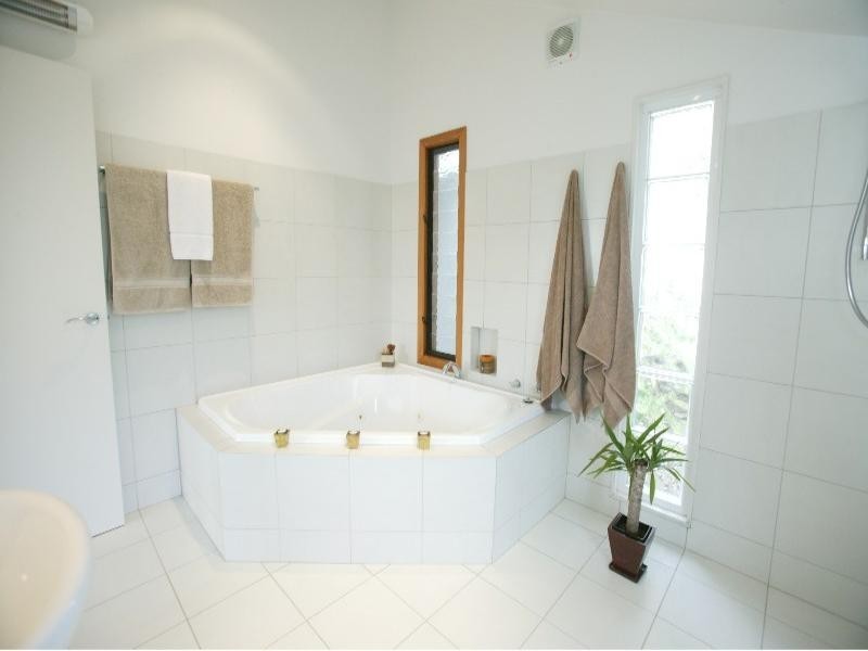 15A Broadbeach Road, Cape Woolamai VIC 3925