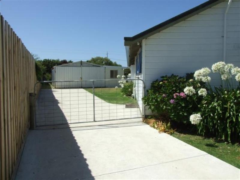 35 Phillip Island Road, Newhaven VIC 3925