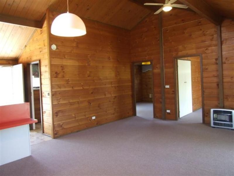 35 Phillip Island Road, Newhaven VIC 3925