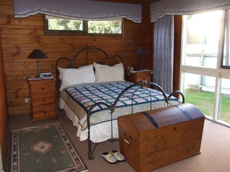 35 Phillip Island Road, Newhaven VIC 3925