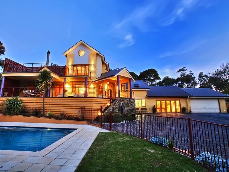 30 Chillingworth Road, Cowes VIC 3922