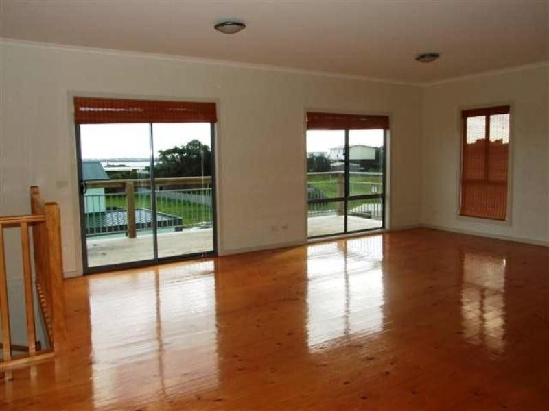 70 Penniwells Drive, San Remo VIC 3925