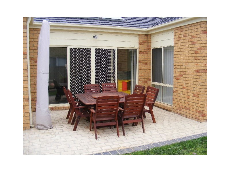 4 Kate Court, Cowes VIC 3922