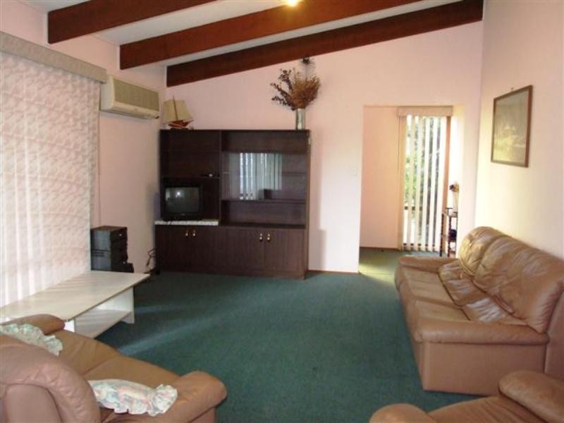 13 Elwood Avenue, Surf Beach VIC 3922