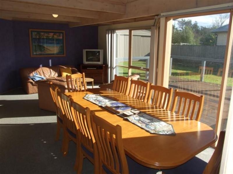 8 Honeyeater Drive, Silverleaves VIC 3922