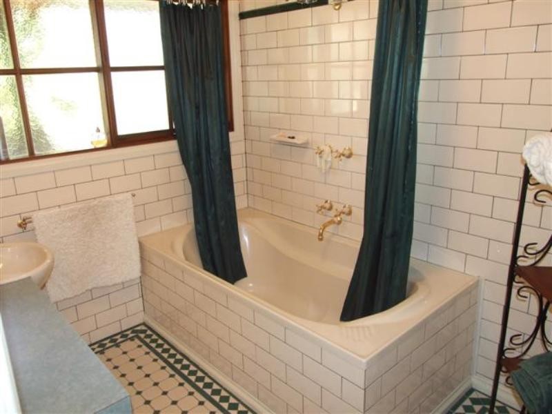 10 Collins Street, Cowes VIC 3922