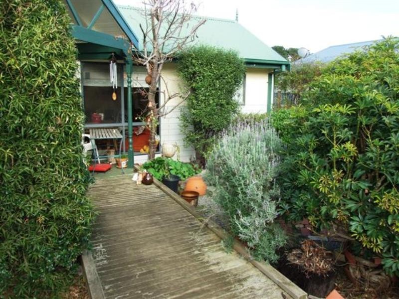 17 Hallway Drive, Wimbledon Heights VIC 3922