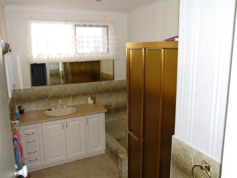 2 West Court, Cowes VIC 3922