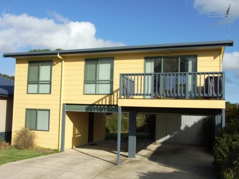 477 Settlement Road, Cowes VIC 3922