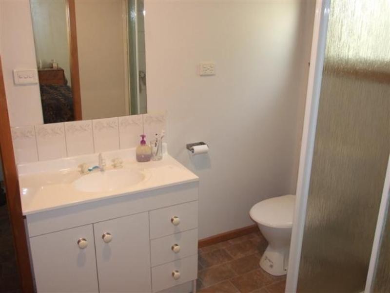 17 Outlook Drive, Cowes VIC 3922