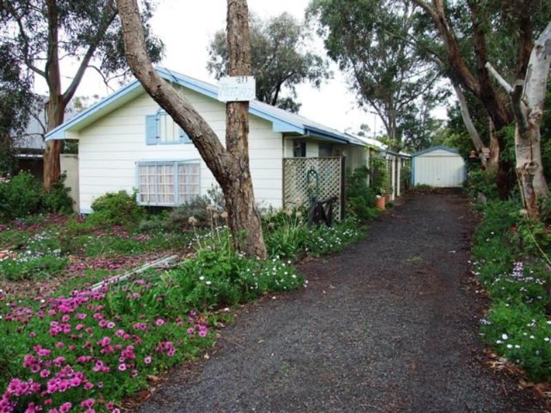 571 Settlement Road, Cowes VIC 3922