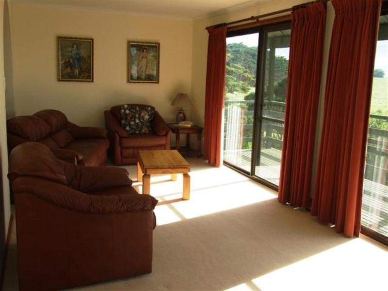 47 Phillip Island Road, Surf Beach VIC 3922