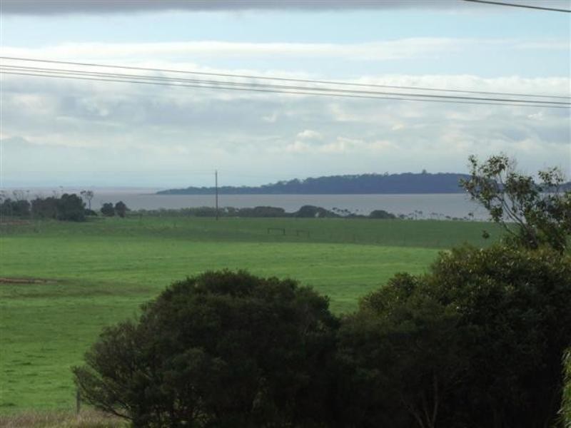 47 Phillip Island Road, Surf Beach VIC 3922