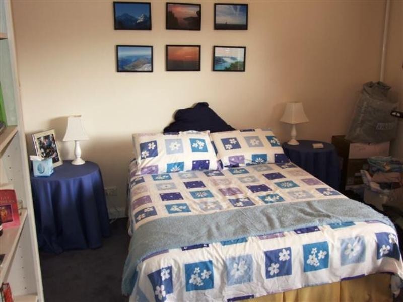 17 Broughton Avenue, Cowes VIC 3922