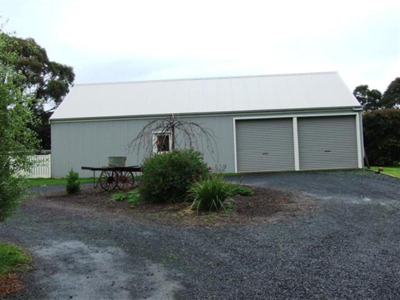 2/136-144 McKenzie Road, Cowes VIC 3922