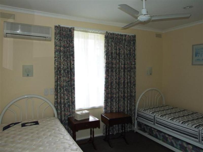 1/202 Thompson Avenue,, Cowes VIC 3922