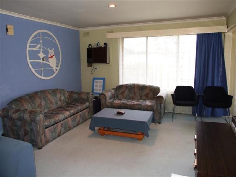 9 Justice Road, Cowes VIC 3922