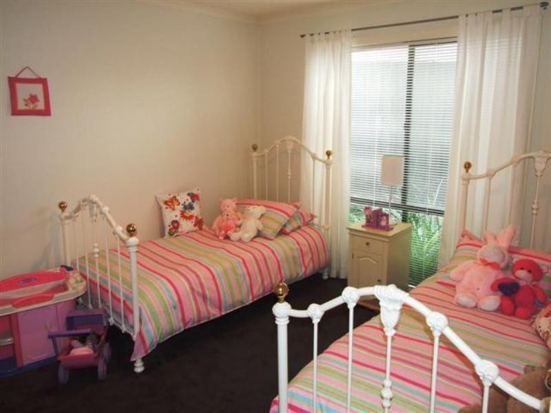 5 Casuarina Court, Cowes VIC 3922