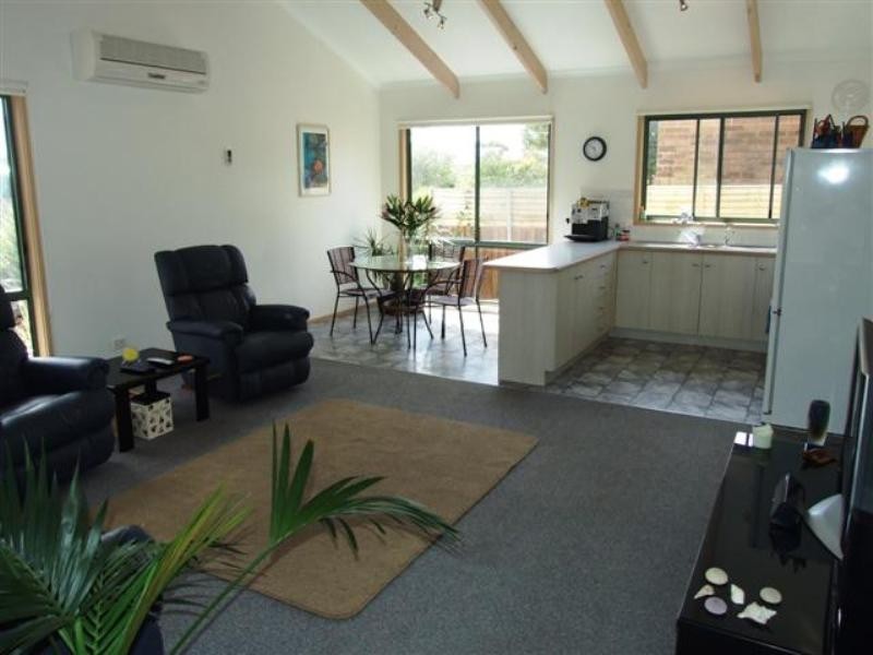 5 Cronulla Avenue, Cape Woolamai VIC 3925
