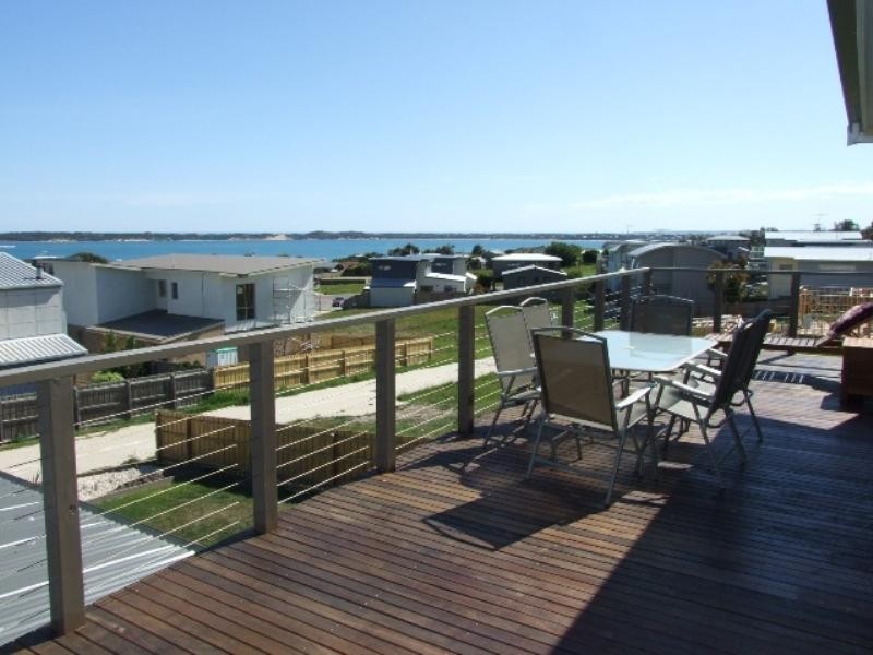 1/40a Shetland Heights Road, San Remo VIC 3925