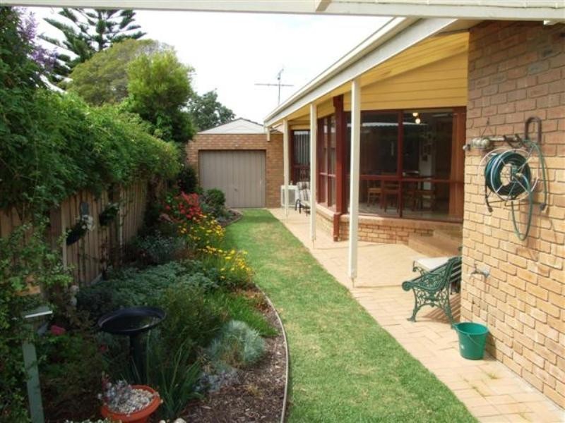 20 Shamrock Avenue, Cowes VIC 3922