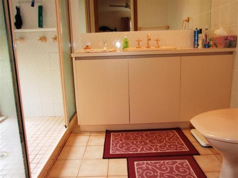 20 Shamrock Avenue, Cowes VIC 3922