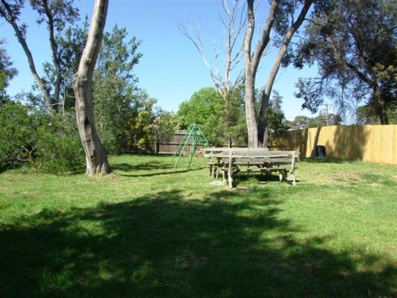 4 Silverleaves Avenue, Silverleaves VIC 3922