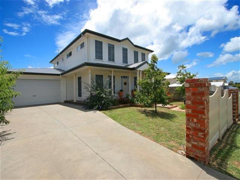 16 Anthony Court, Cowes VIC 3922