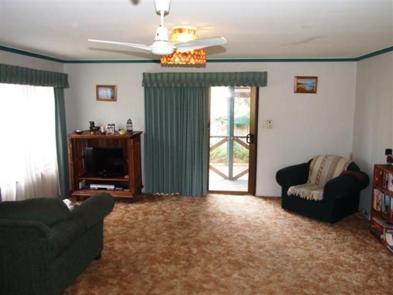 23 Lansell Road, Cowes VIC 3922