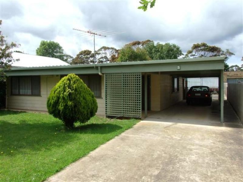 5 Koala Street, Cowes VIC 3922