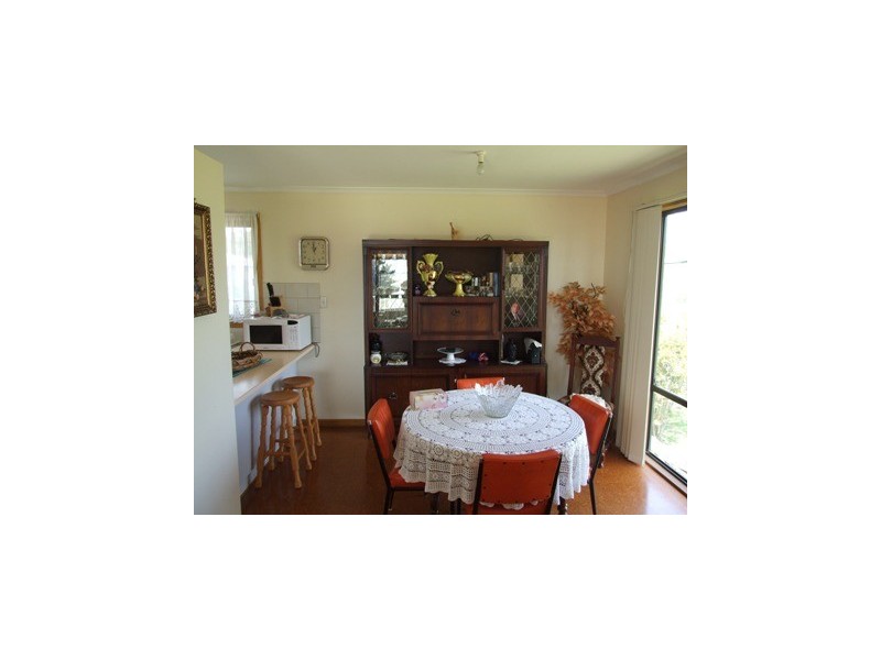 4 Bowcombe Crescent, Ventnor VIC 3922