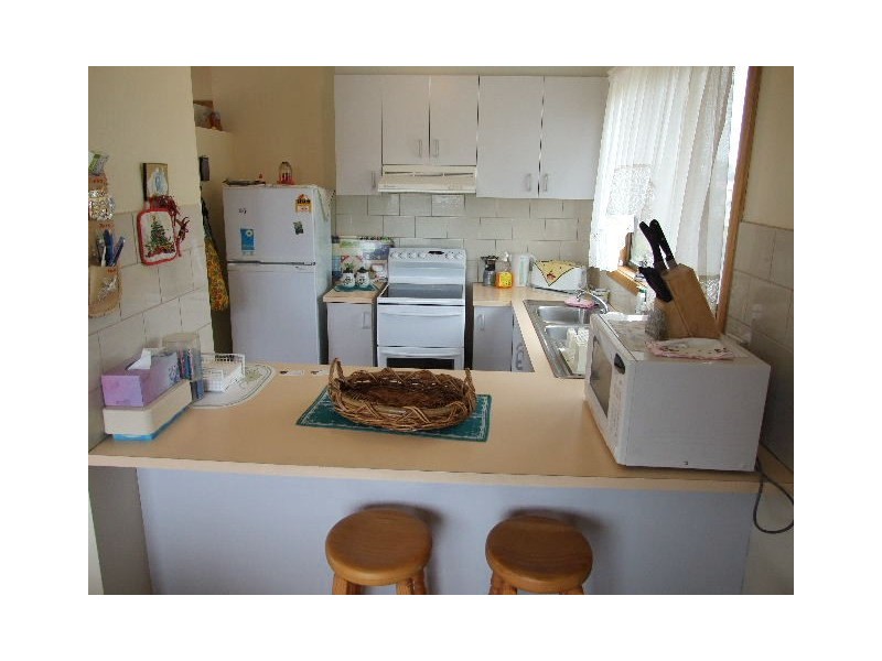 4 Bowcombe Crescent, Ventnor VIC 3922