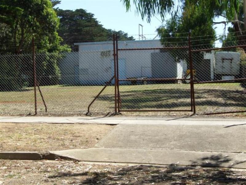 186 Thompson Avenue, Cowes VIC 3922