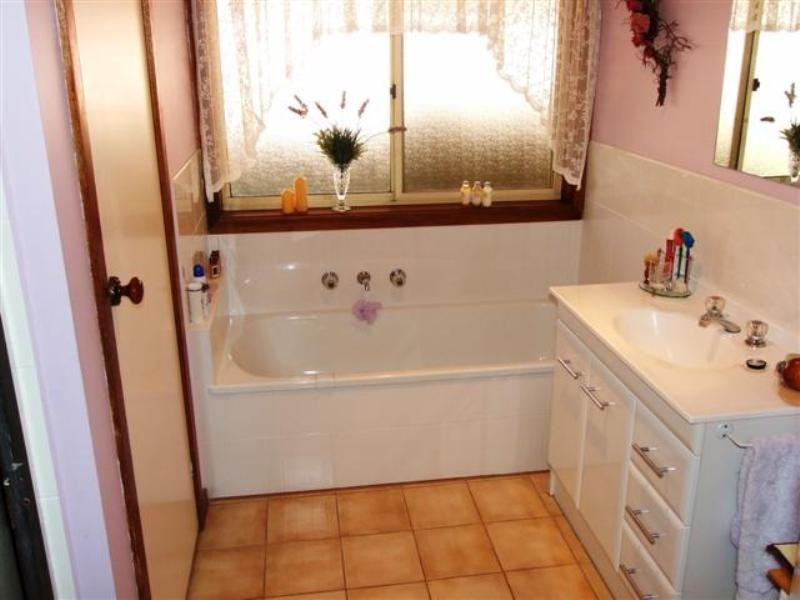 25 St Georges Road, Cowes VIC 3922