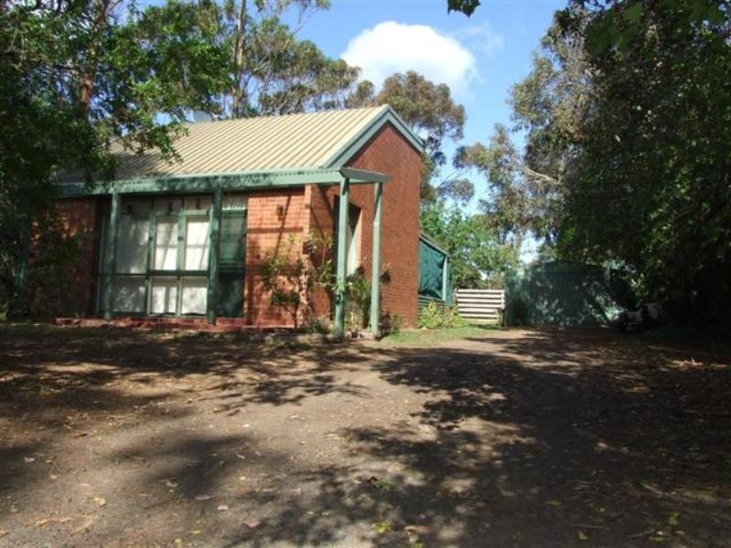 26 Highland Avenue, Cowes VIC 3922