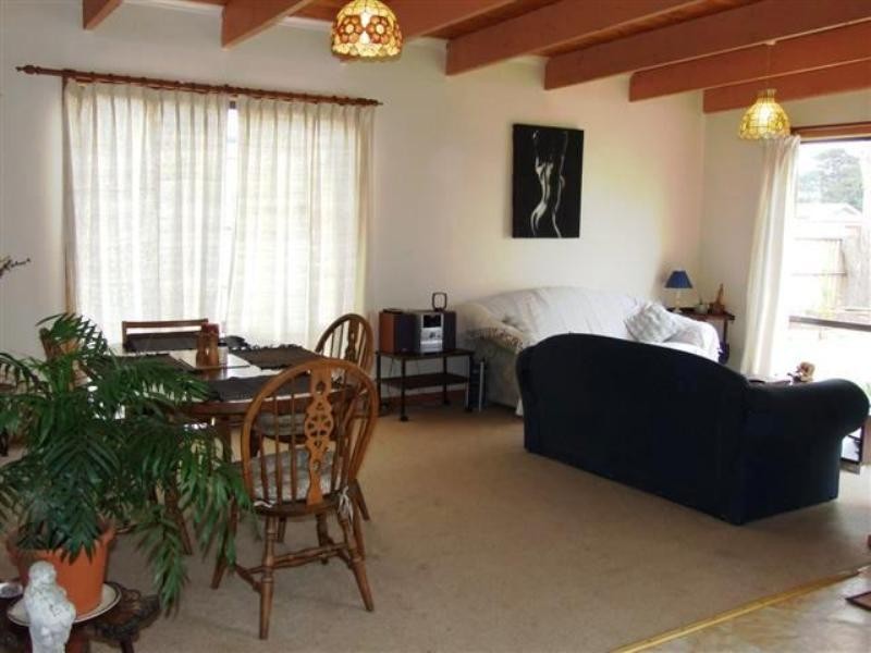 23 Tolley Avenue, Surf Beach VIC 3922