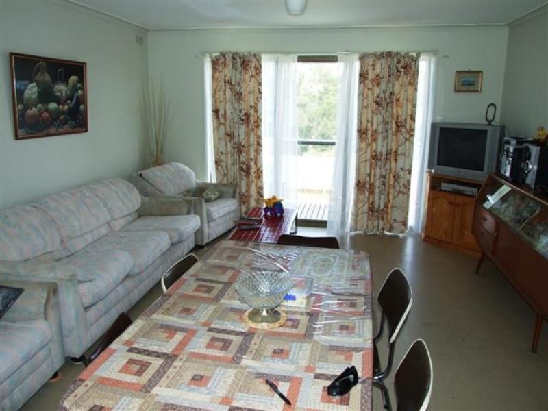 36 Phillip Street, Cowes VIC 3922