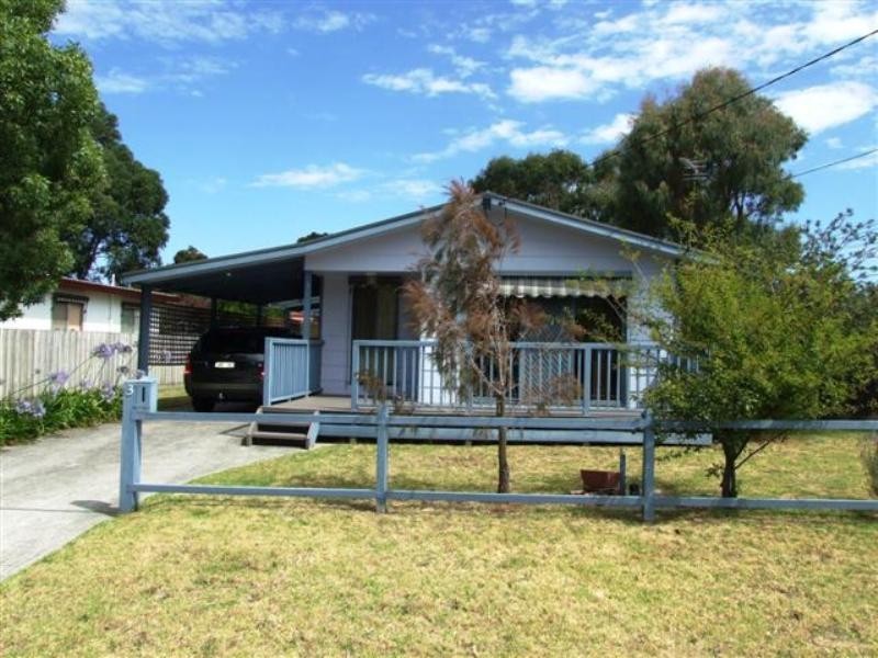 3 St Georges Road, Cowes VIC 3922